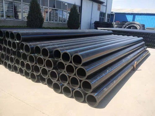 Production process of PE water supply pipe